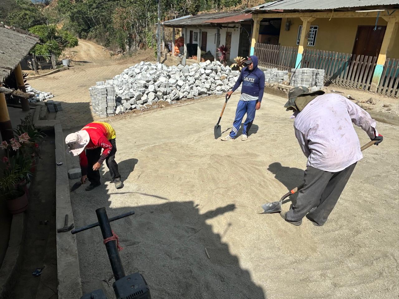 TRABAJAMOS POR EL EMBELLECIMIENTO DE LA VICTORIA